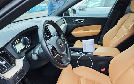 Volvo XC60 II, 2019 год, 3 950 000 рублей, 4 фотография