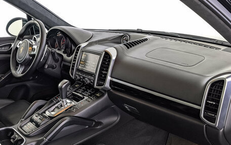 Porsche Cayenne III, 2012 год, 2 550 000 рублей, 13 фотография