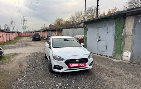 Hyundai Solaris II рестайлинг, 2019 год, 870 000 рублей, 7 фотография