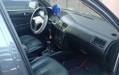 Volkswagen Bora, 2002 год, 260 000 рублей, 3 фотография