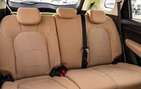 Chevrolet Captiva, 2023 год, 2 140 000 рублей, 14 фотография
