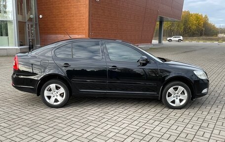 Skoda Octavia, 2011 год, 820 000 рублей, 2 фотография