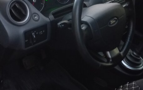 Ford Fiesta, 2007 год, 310 000 рублей, 5 фотография