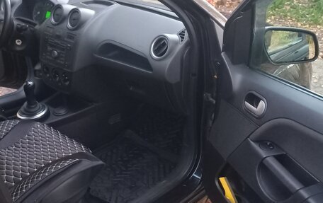 Ford Fiesta, 2007 год, 310 000 рублей, 9 фотография