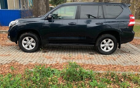 Toyota Land Cruiser Prado 150 рестайлинг, 2014 год, 3 700 000 рублей, 5 фотография
