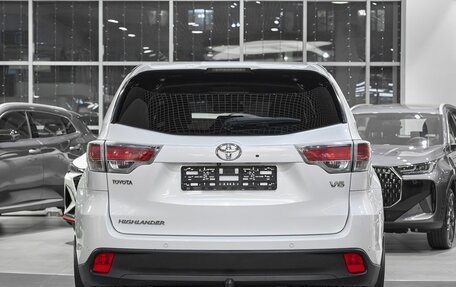 Toyota Highlander III, 2014 год, 2 499 000 рублей, 5 фотография