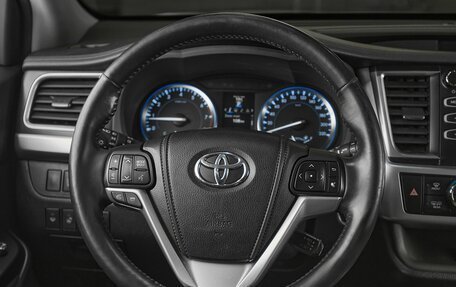 Toyota Highlander III, 2014 год, 2 499 000 рублей, 10 фотография