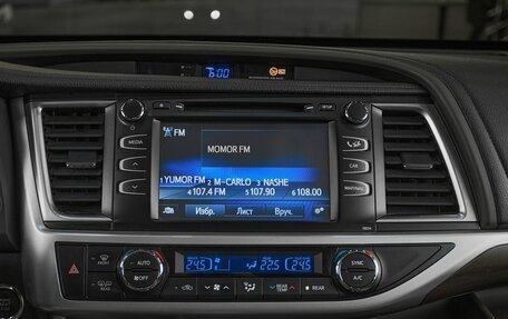 Toyota Highlander III, 2014 год, 2 499 000 рублей, 18 фотография