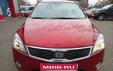 KIA cee'd I рестайлинг, 2011 год, 630 000 рублей, 2 фотография