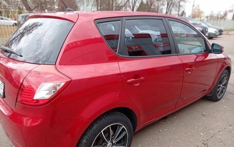 KIA cee'd I рестайлинг, 2011 год, 630 000 рублей, 4 фотография