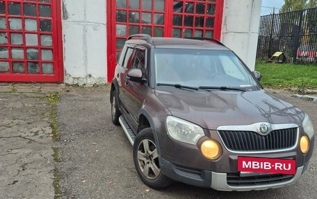 Skoda Yeti I рестайлинг, 2013 год, 799 999 рублей, 2 фотография