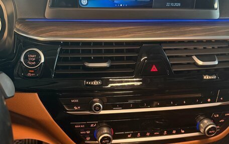 BMW 5 серия, 2019 год, 3 900 000 рублей, 10 фотография