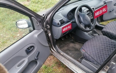 Renault Clio II, 2001 год, 150 000 рублей, 7 фотография