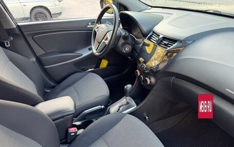 Hyundai Solaris II рестайлинг, 2013 год, 835 000 рублей, 5 фотография