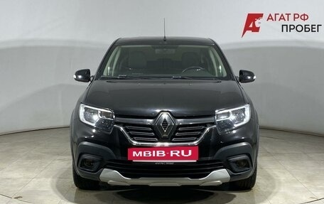Renault Logan II, 2018 год, 950 000 рублей, 2 фотография