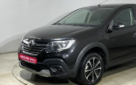 Renault Logan II, 2018 год, 950 000 рублей, 12 фотография