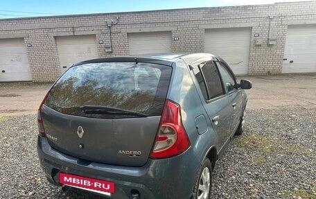 Renault Sandero I, 2013 год, 350 000 рублей, 3 фотография