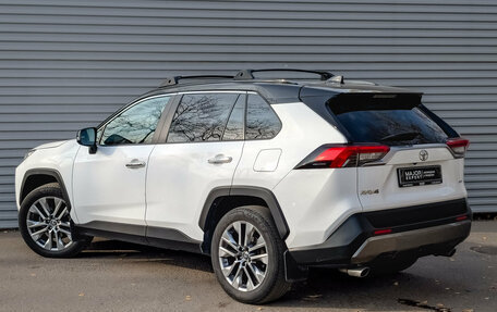 Toyota RAV4, 2019 год, 2 800 000 рублей, 7 фотография