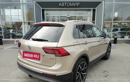 Volkswagen Tiguan II, 2017 год, 2 150 000 рублей, 4 фотография