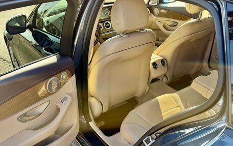Mercedes-Benz C-Класс, 2015 год, 2 450 000 рублей, 8 фотография
