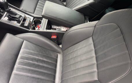 Skoda Superb III рестайлинг, 2018 год, 3 100 000 рублей, 17 фотография