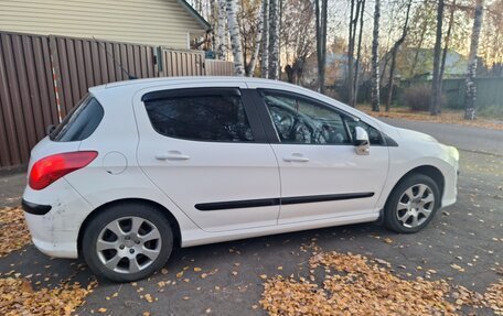 Peugeot 308 II, 2010 год, 295 000 рублей, 4 фотография