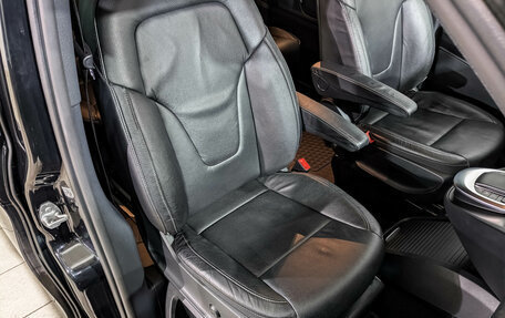 Mercedes-Benz V-Класс, 2021 год, 5 500 000 рублей, 28 фотография
