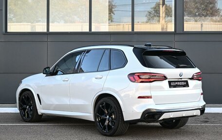 BMW X5, 2022 год, 9 450 000 рублей, 2 фотография
