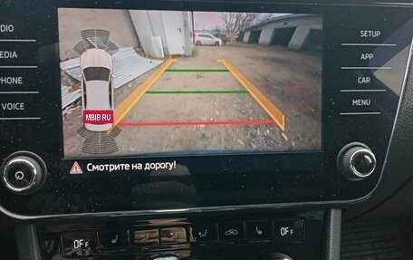 Skoda Superb III рестайлинг, 2018 год, 1 700 000 рублей, 2 фотография