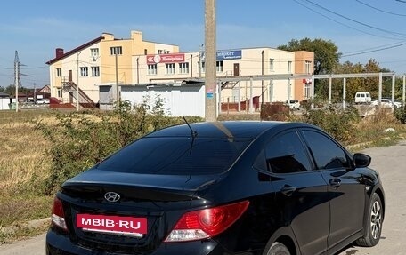 Hyundai Solaris II рестайлинг, 2014 год, 700 000 рублей, 5 фотография