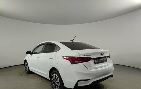 Hyundai Solaris II рестайлинг, 2017 год, 935 000 рублей, 8 фотография