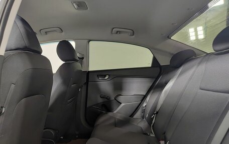 Hyundai Solaris II рестайлинг, 2017 год, 935 000 рублей, 15 фотография