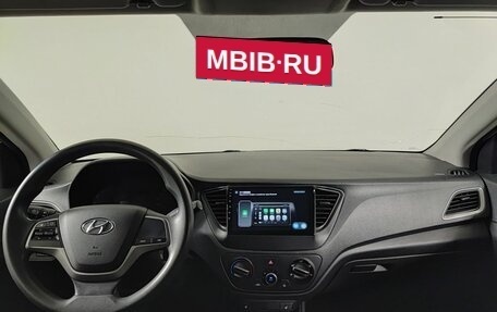 Hyundai Solaris II рестайлинг, 2017 год, 935 000 рублей, 17 фотография