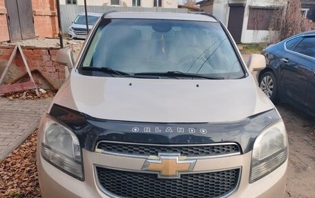 Chevrolet Orlando I, 2011 год, 875 000 рублей, 3 фотография