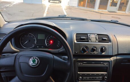 Skoda Fabia II, 2012 год, 419 000 рублей, 14 фотография