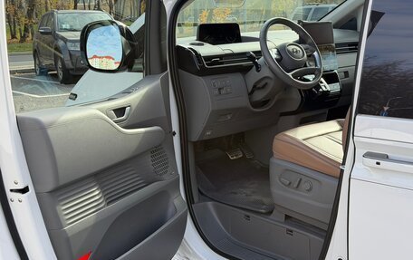 Hyundai Staria, 2021 год, 4 999 999 рублей, 12 фотография