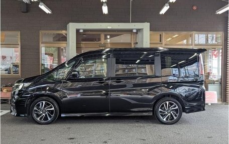 Honda Stepwgn IV рестайлинг, 2020 год, 1 830 000 рублей, 5 фотография