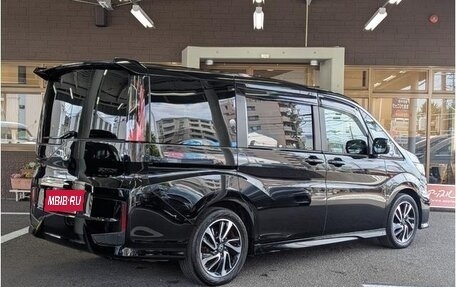 Honda Stepwgn IV рестайлинг, 2020 год, 1 830 000 рублей, 6 фотография