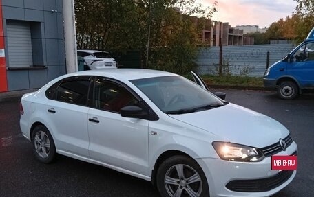 Volkswagen Polo VI (EU Market), 2015 год, 580 000 рублей, 2 фотография