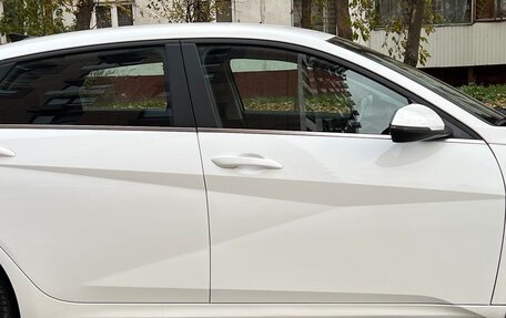 Hyundai Elantra, 2021 год, 1 630 000 рублей, 3 фотография