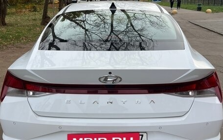Hyundai Elantra, 2021 год, 1 630 000 рублей, 4 фотография