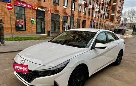 Hyundai Elantra, 2021 год, 1 630 000 рублей, 7 фотография