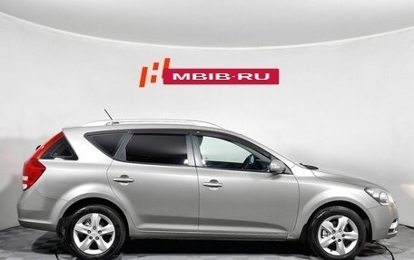 KIA cee'd I рестайлинг, 2011 год, 749 000 рублей, 6 фотография
