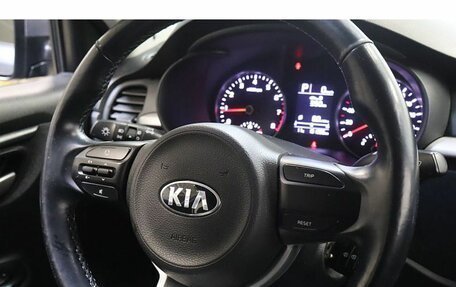 KIA Rio IV, 2018 год, 1 337 000 рублей, 8 фотография