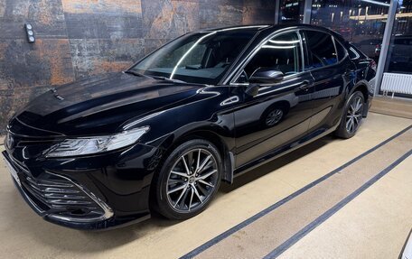 Toyota Camry, 2021 год, 3 140 000 рублей, 3 фотография