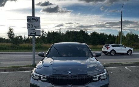 BMW 3 серия, 2019 год, 3 800 000 рублей, 2 фотография