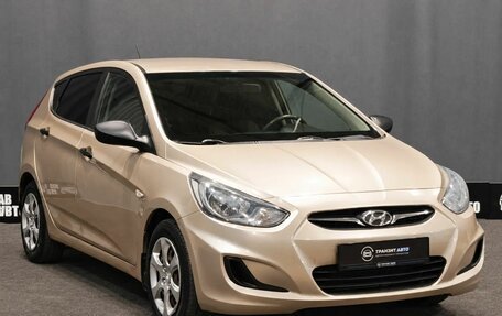 Hyundai Solaris II рестайлинг, 2012 год, 669 000 рублей, 3 фотография