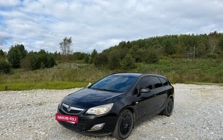 Opel Astra J, 2012 год, 500 000 рублей, 3 фотография