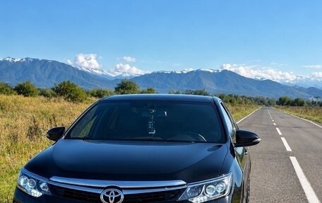 Toyota Camry, 2016 год, 1 740 000 рублей, 3 фотография