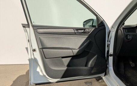 Skoda Rapid I, 2019 год, 990 000 рублей, 13 фотография